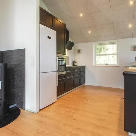 Four-bedroom In Haderslev הדרסלב