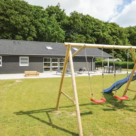 בית נופש Four-bedroom In Haderslev הדרסלב